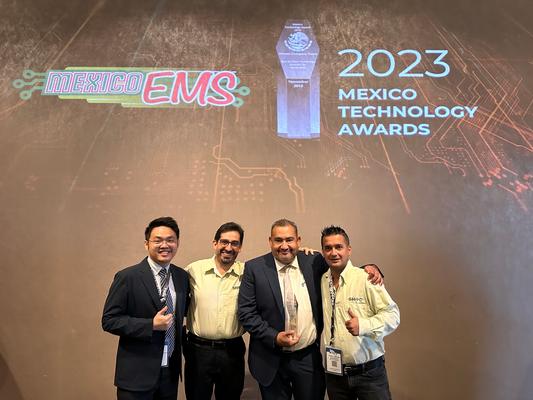 Photo of ViTrox ABI Business Development (Mexico) team - Ken Soon (first on the left) and Carlos Ponce (second on the right) and SMTo team - Alejandro Olivar (second on the left) and Juan Carlos Santoyo (first on the right), receiving the Mexico Technology Award 2023 during the ceremony.